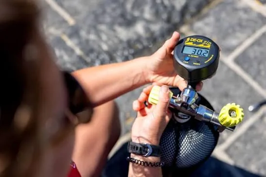 PADI Enriched Air Nitrox course at The Wave Diving Center — photo 5