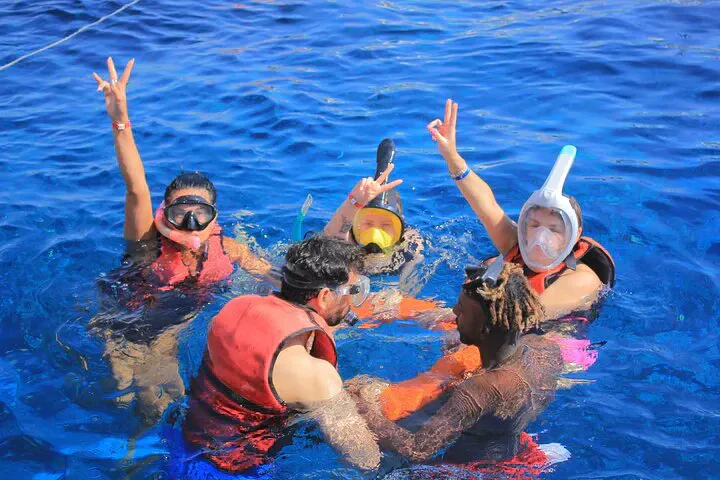 Private boat charter in Sharm El Sheikh — photo 16
